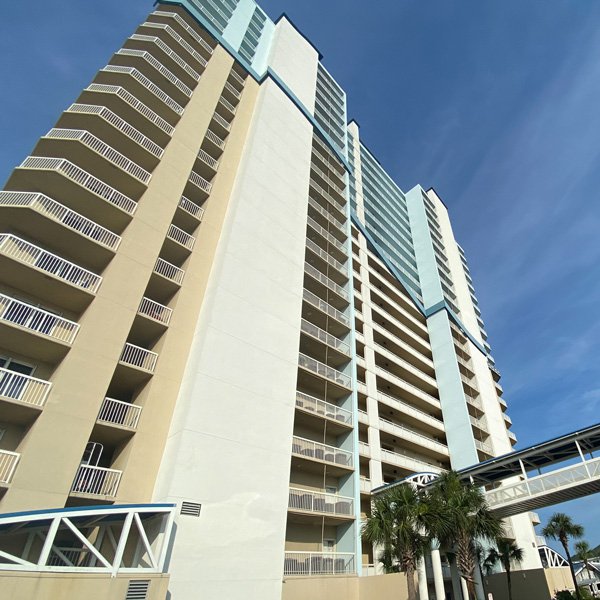 Resorts https://emeraldbeachproperties.icnd-cdn.com/images/resorts/Sey-Building-2.jpg