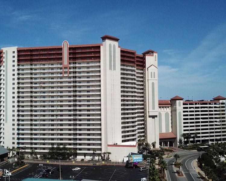 Resorts https://emeraldbeachproperties.icnd-cdn.com/images/resorts/Shores.00_01_09_22.jpg