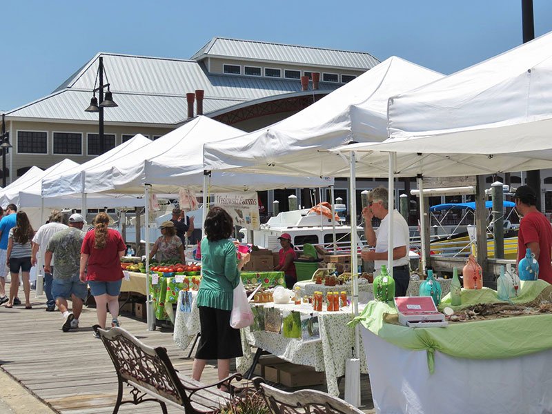 Things To Do https://emeraldbeachproperties.icnd-cdn.com/images/thingstodo/st-andrews-wf-market.jpg